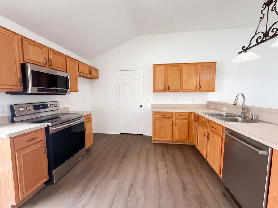 1033 Olivewood Lane, Fort Worth, TX 76140 - #2