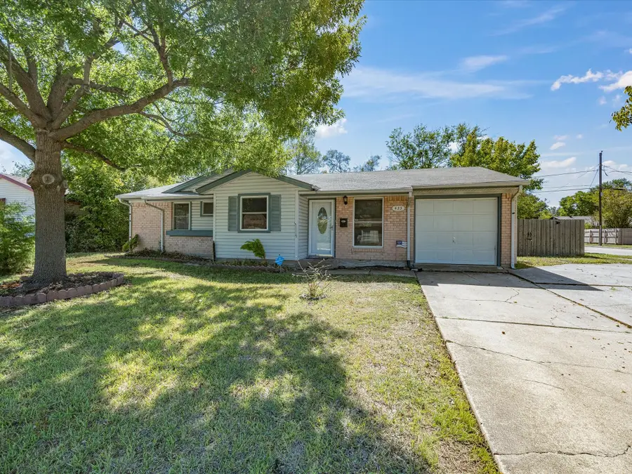 433 W Dorris Drive, Grand Prairie, TX 75051 - #3