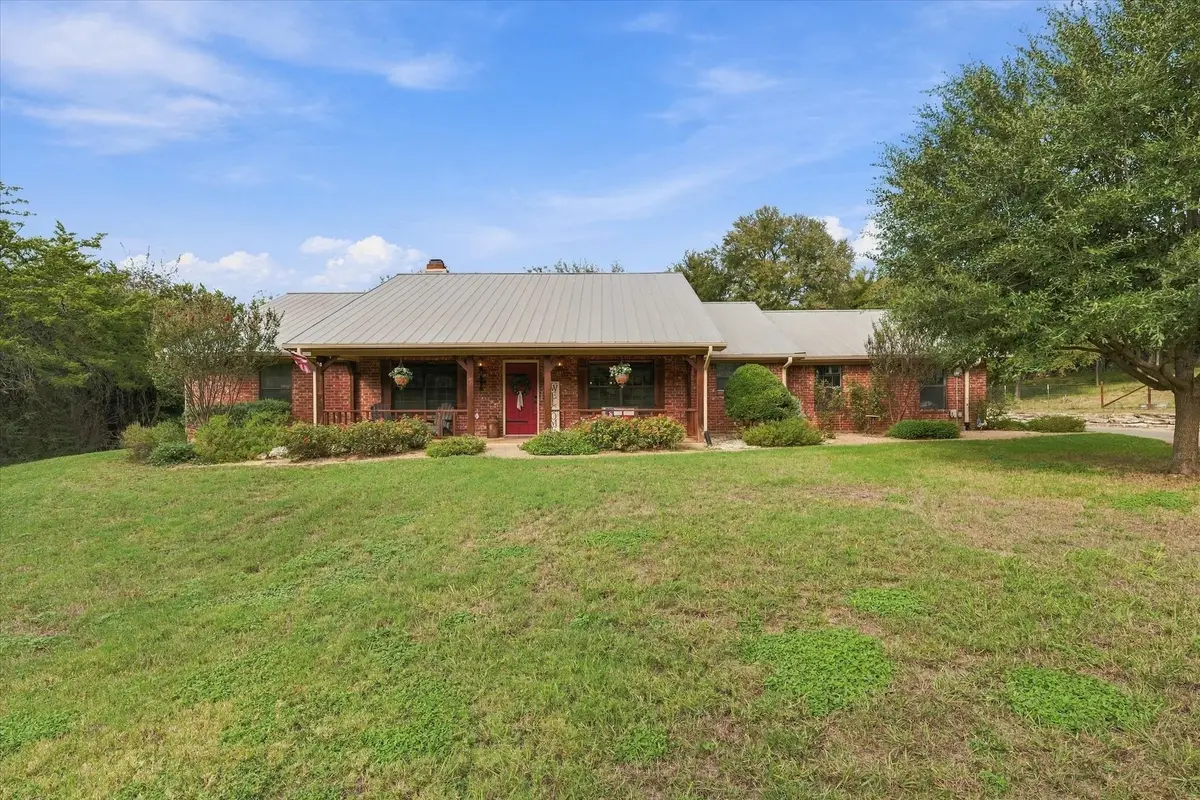 1600 Fox Ridge Road, Lorena, TX 76655 - #1