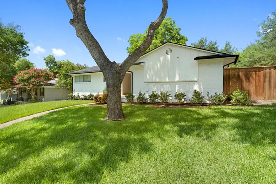 9735 Queenswood Lane, Dallas, TX 75238 - #3