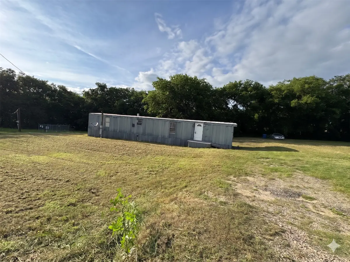 204 W Tarrant Street, Cumby, TX 75433 - #1