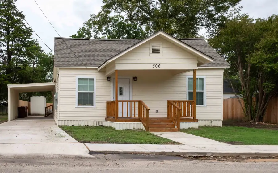506 W 7th Street, Bonham, TX 75418 - #2