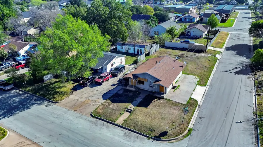 2745 S Jones Street, Fort Worth, TX 76104 - #3