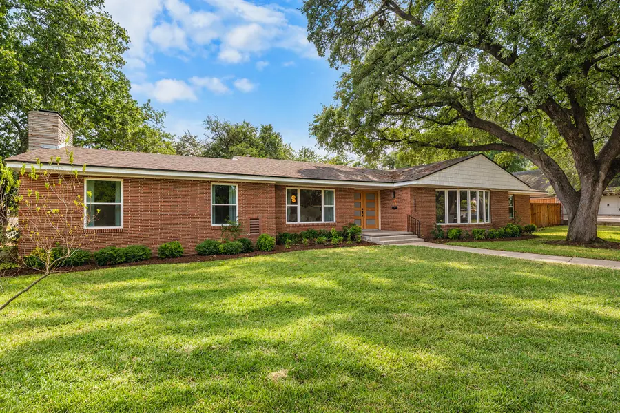 2625 Old Oaks Drive, Waco, TX 76710 - #2