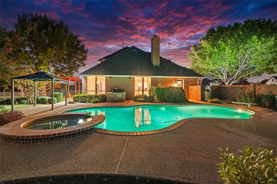 901 Walnut Falls Circle, Mansfield, TX 76063 - #3