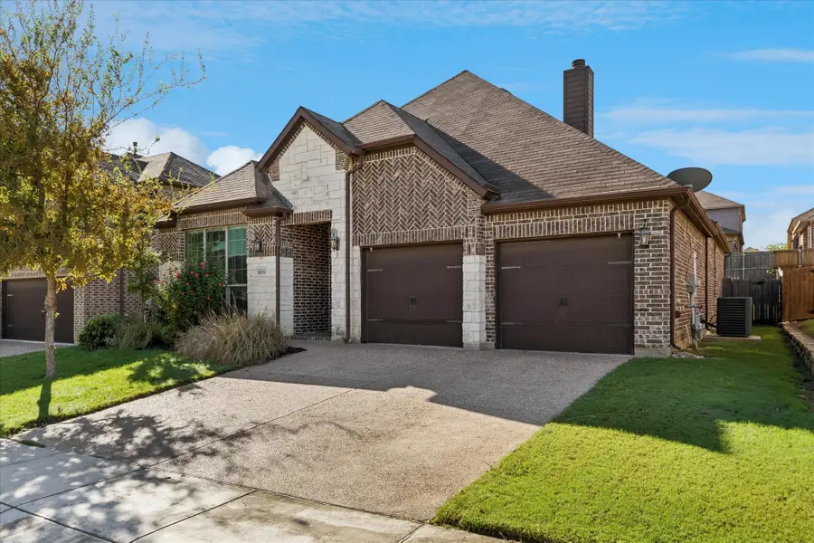 3020 Waterfall Drive, Fort Worth, TX 76177 - #2
