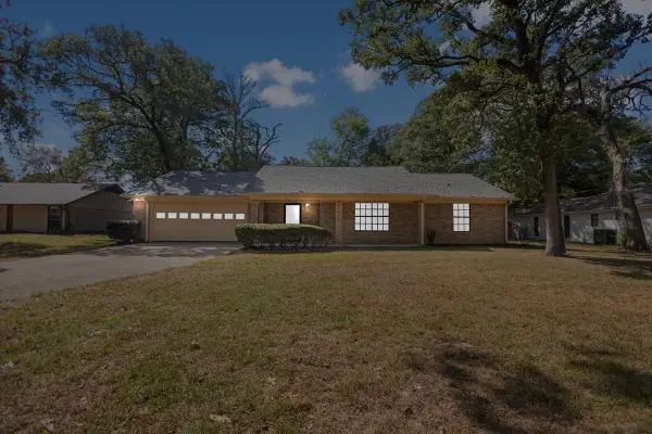 3619 Leaning Oaks, Flint, TX 75962