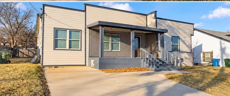 1207 E Russell Avenue, Carrollton, TX 75006 - #2