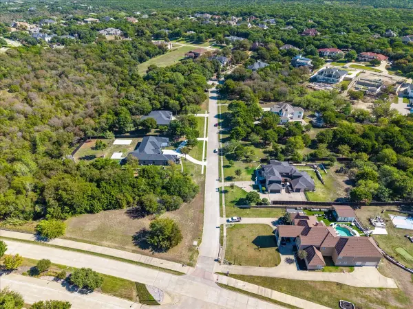 2431 Diamond Point Drive, Cedar Hill, TX 75104