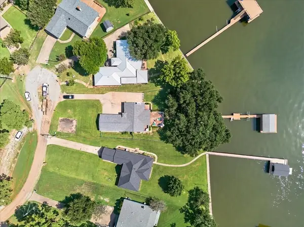 114 Baker B Ranch Road, Trinidad, TX 75163