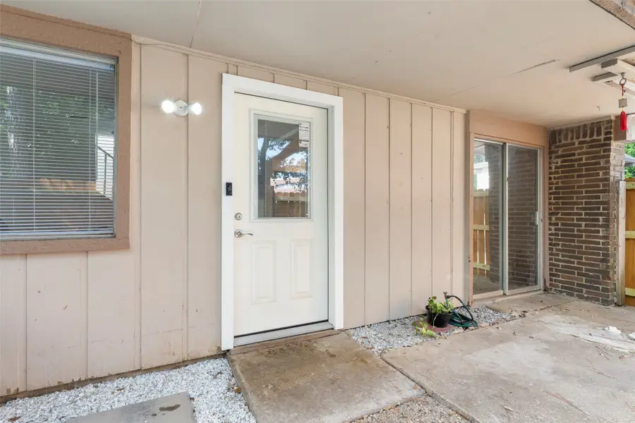 4414 Westminster Drive, Irving, TX 75038 - #3