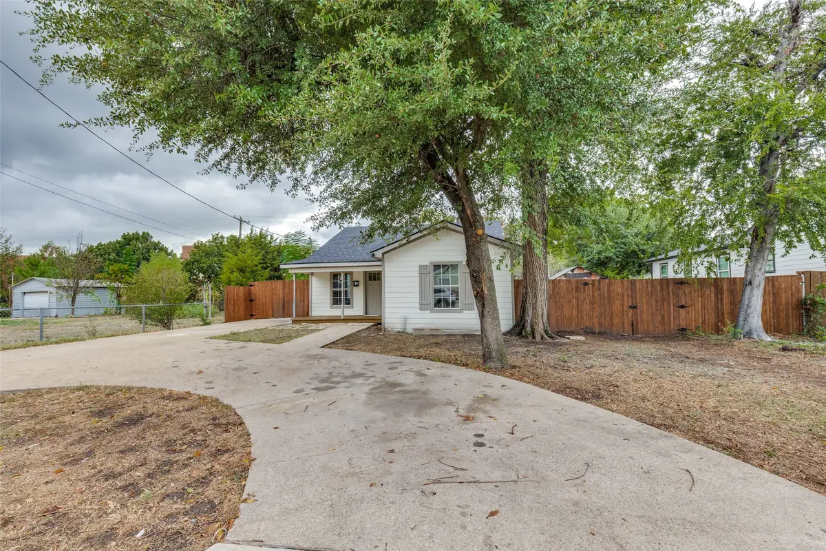 1239 Lonsdale Avenue, Dallas, TX 75217 - #1