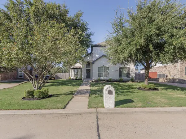 2807 Saint Maria Drive, Mansfield, TX 76063