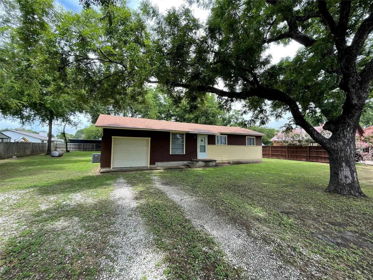 204 E 6th Street, Tolar, TX 76476 - #1
