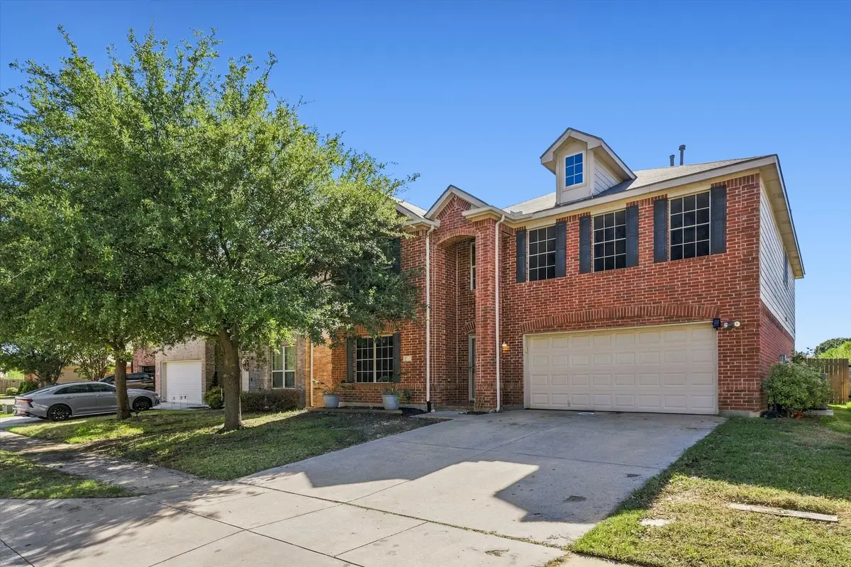 8745 Golden Sunset Trail, Fort Worth, TX 76244 - #1