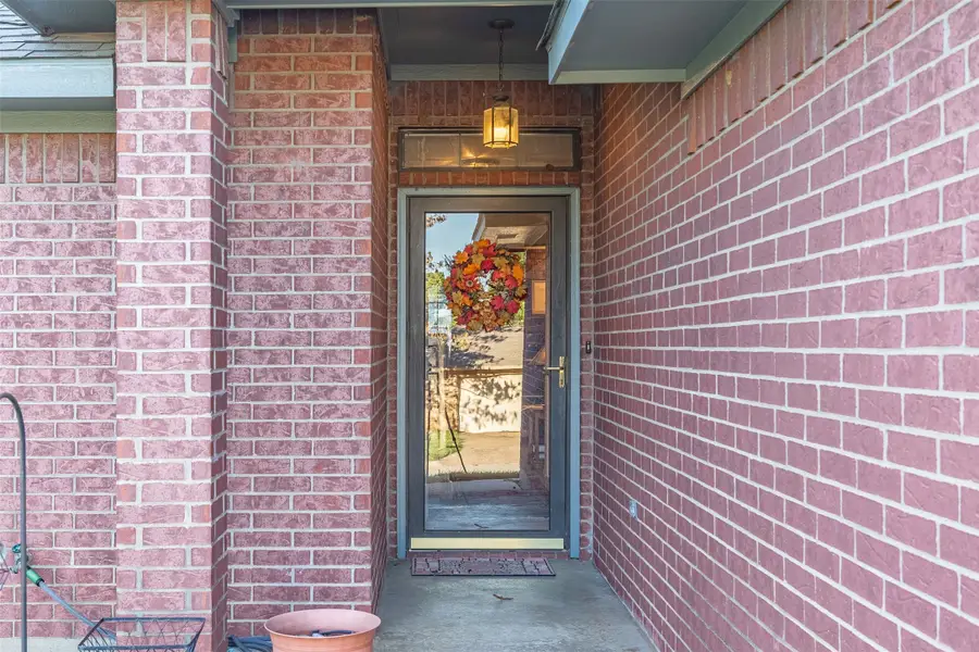 305 Ross Avenue, Denison, TX 75020 - #3