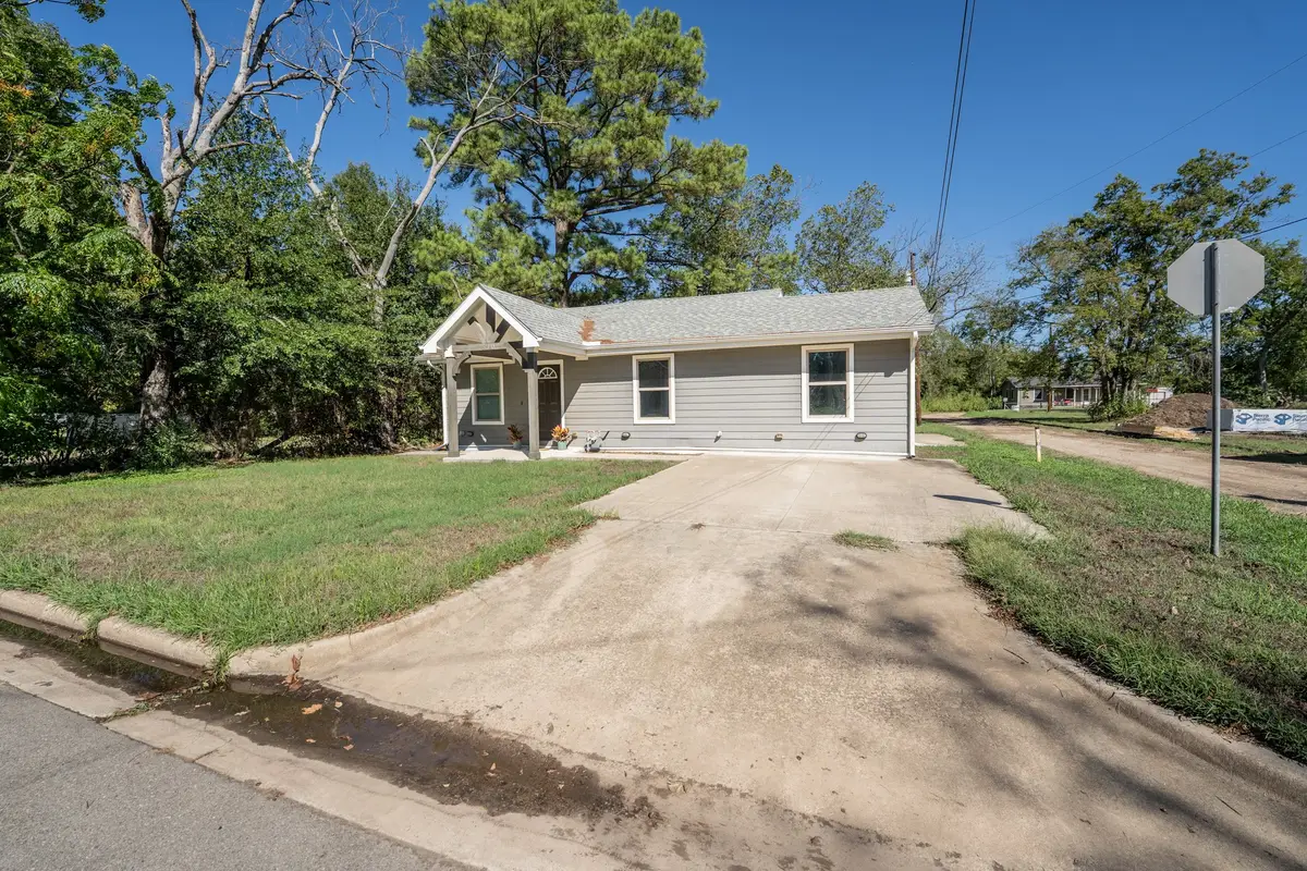 510 Woodlawn Street, Sulphur Springs, TX 75482 - #1