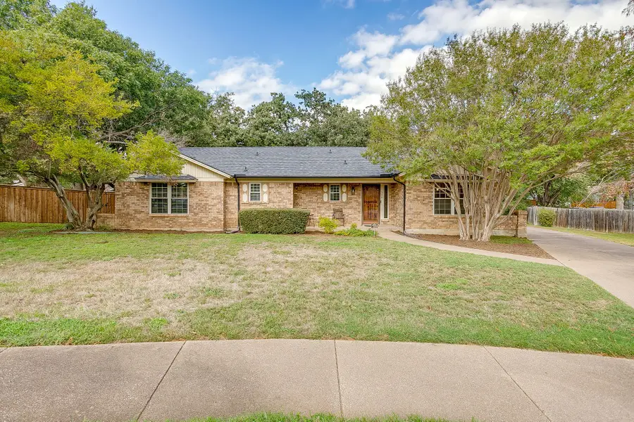 504 Regina Court, Euless, TX 76039 - #2