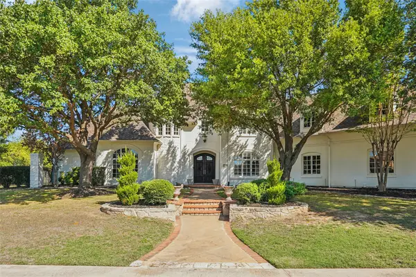 5900 Shorefront Lane, Flower Mound, TX 75022