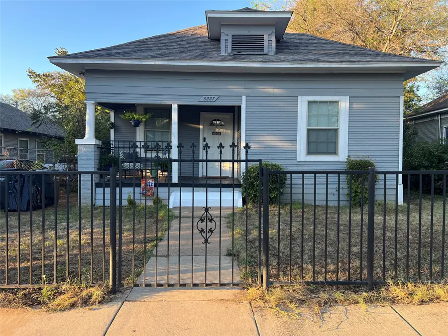 3227 Avenue I, Fort Worth, TX 76105 - #2