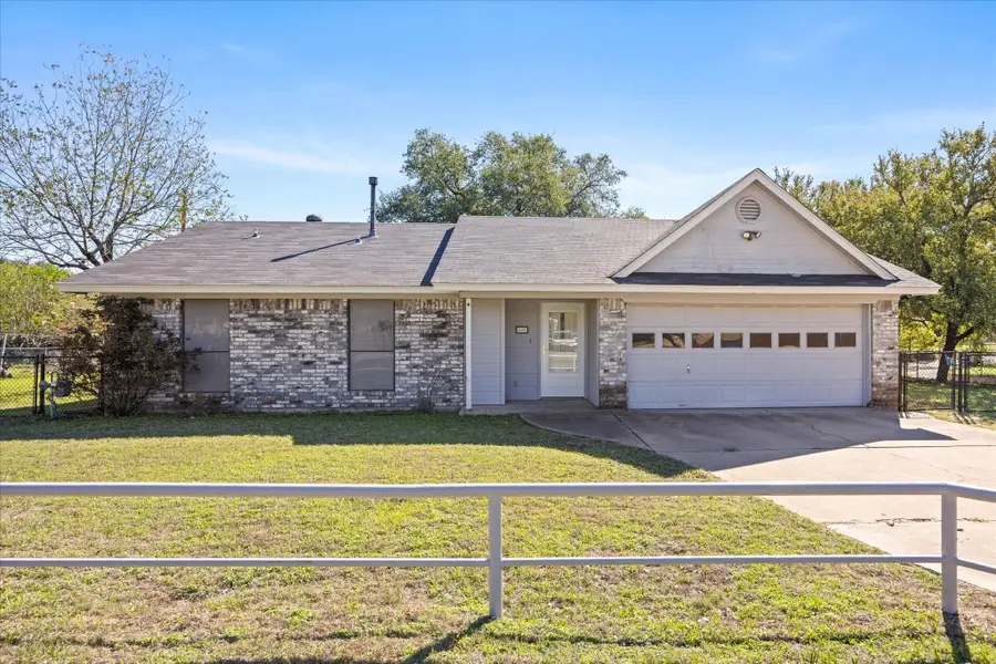 409 Walker Street, Glen Rose, TX 76043 - #3