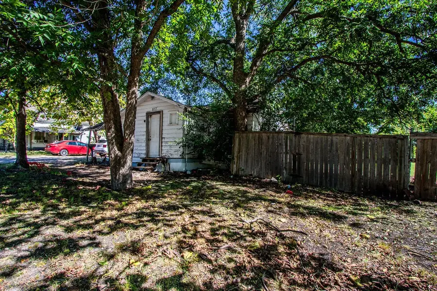 817 S Main Street, Farmersville, TX 75442 - #2