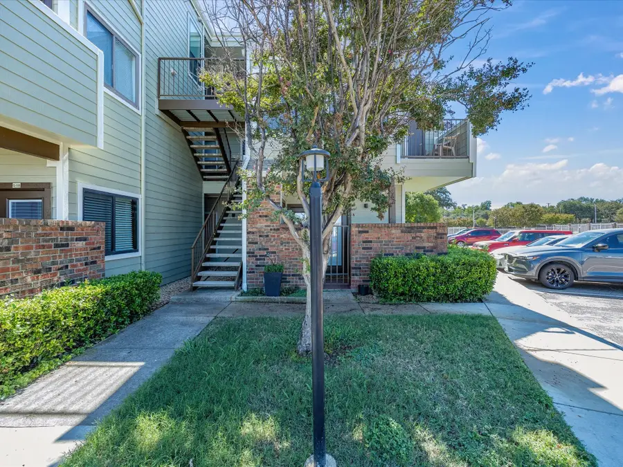 3129 Sondra Drive #206, Fort Worth, TX 76107 - #2