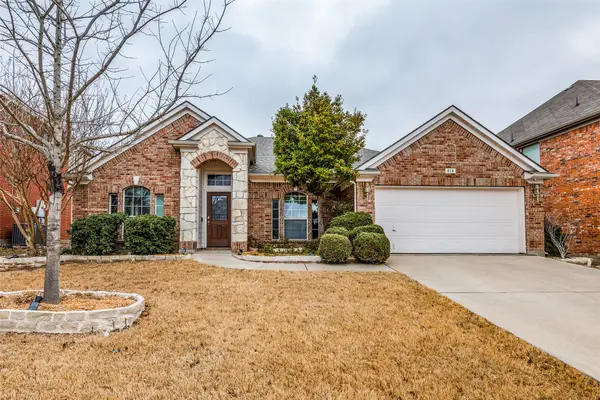 815 Hickory Street, Burleson, TX 76028