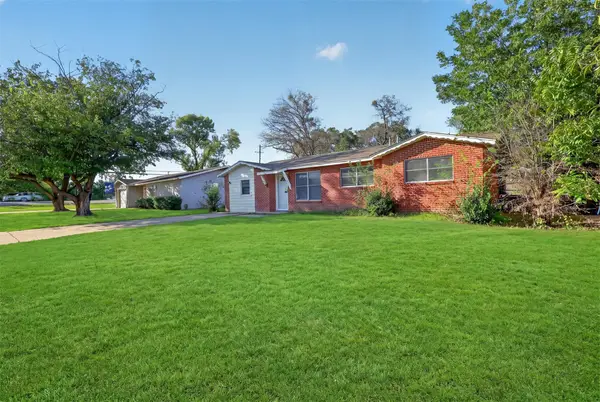 1005 Altamont Drive, Fort Worth, TX 76106