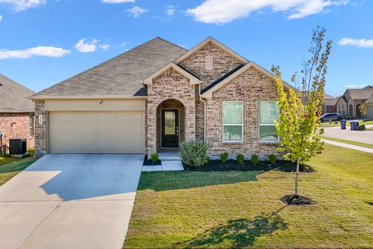 318 Sedalia Trail, Justin, TX 76247 - #1