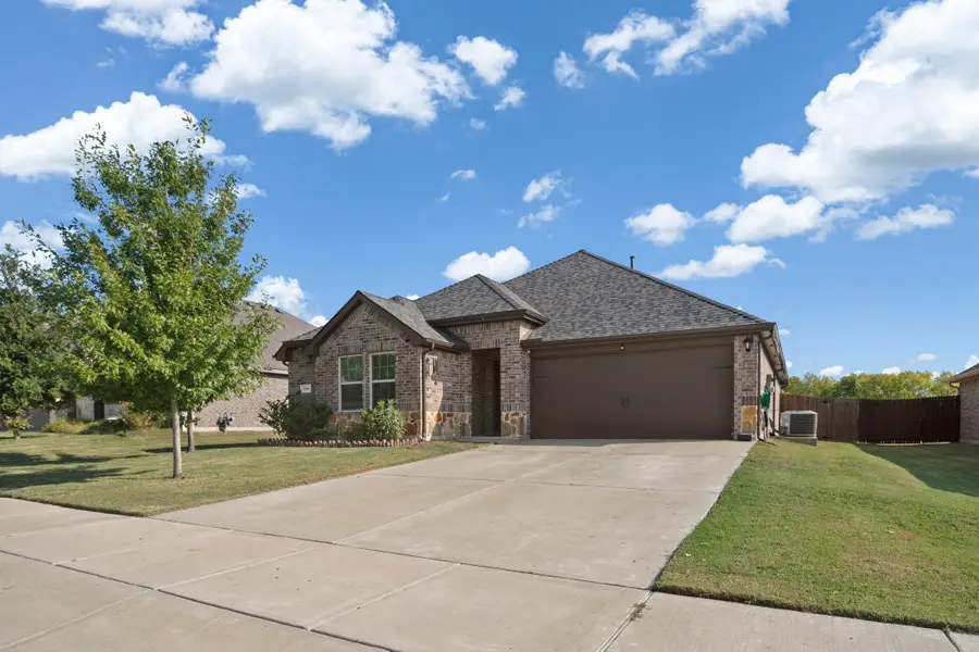 216 Churchill Court, Waxahachie, TX 75165 - #2