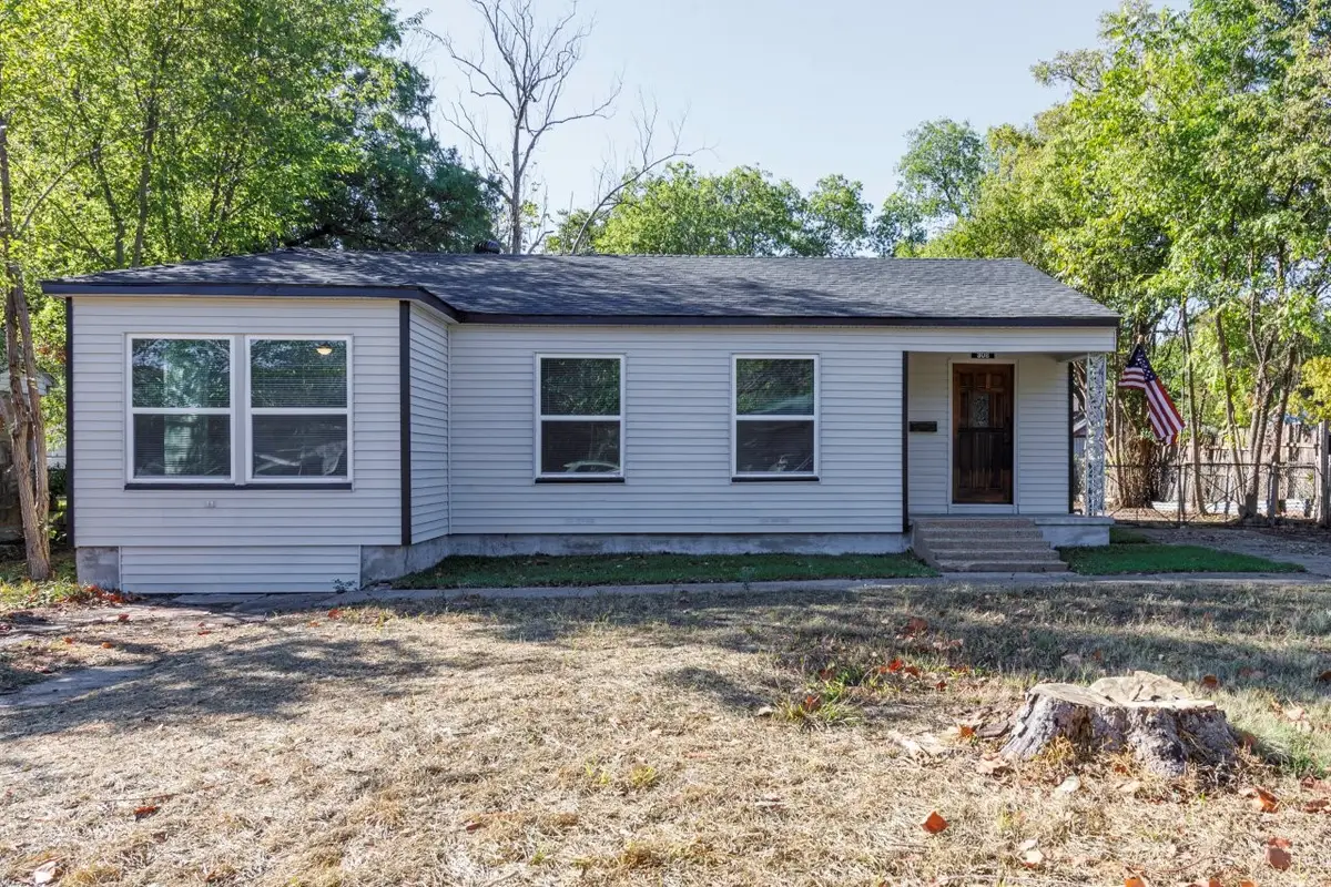 308 W Avenue F, Garland, TX 75040 - #1