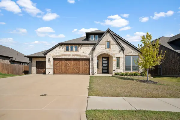 645 Winters Drive, Waxahachie, TX 75165