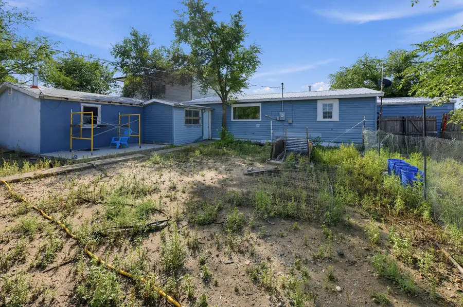 101 E Davis Street, Sanford, TX 79078 - #2