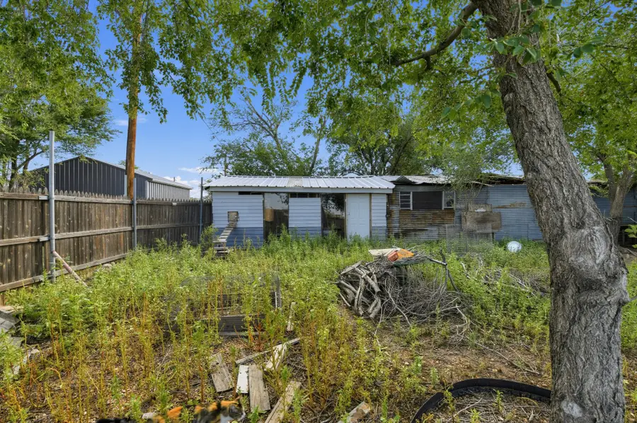 101 E Davis Street, Sanford, TX 79078 - #3
