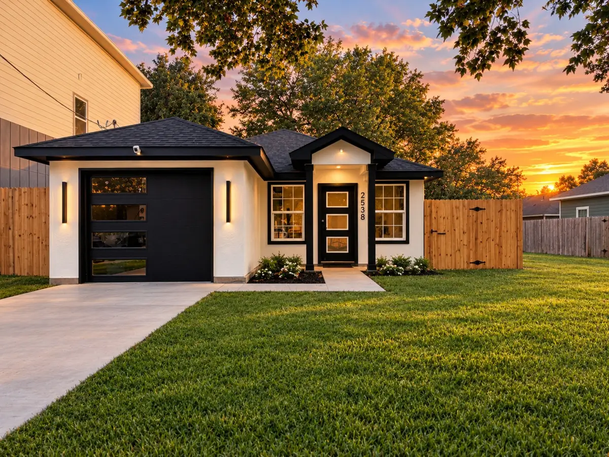 2538 Hooper Street, Dallas, TX 75215 - #1