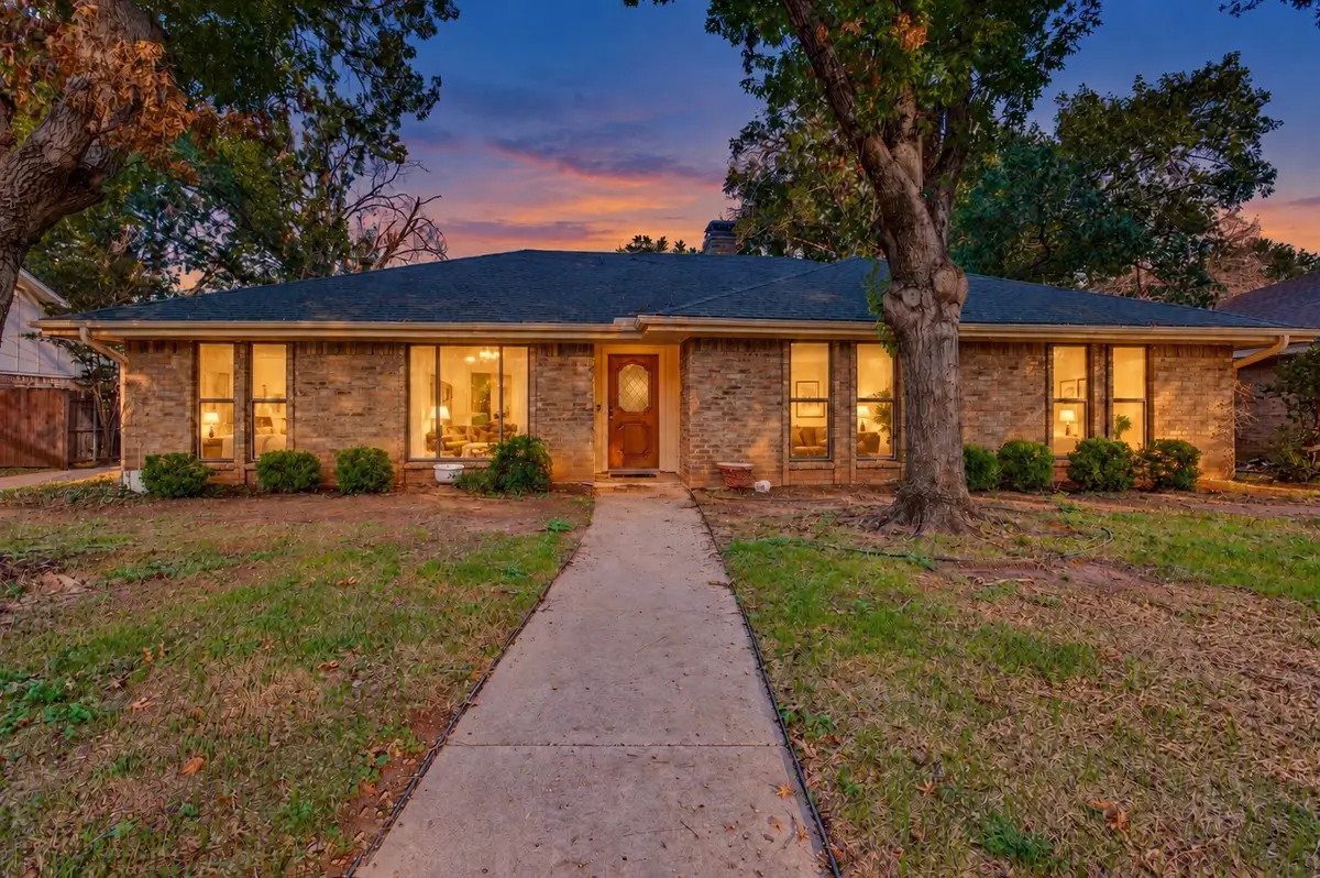 2403 Radcliffe Drive, Arlington, TX 76012 - #1