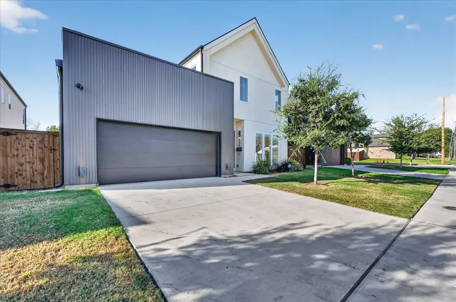 834 Mcbroom Street, Dallas, TX 75212 - #2
