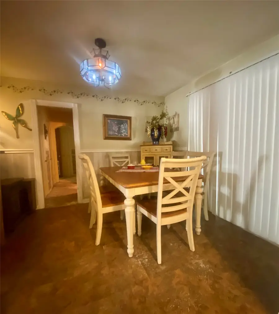 201 N Main, Randolph, TX 75475 - #3