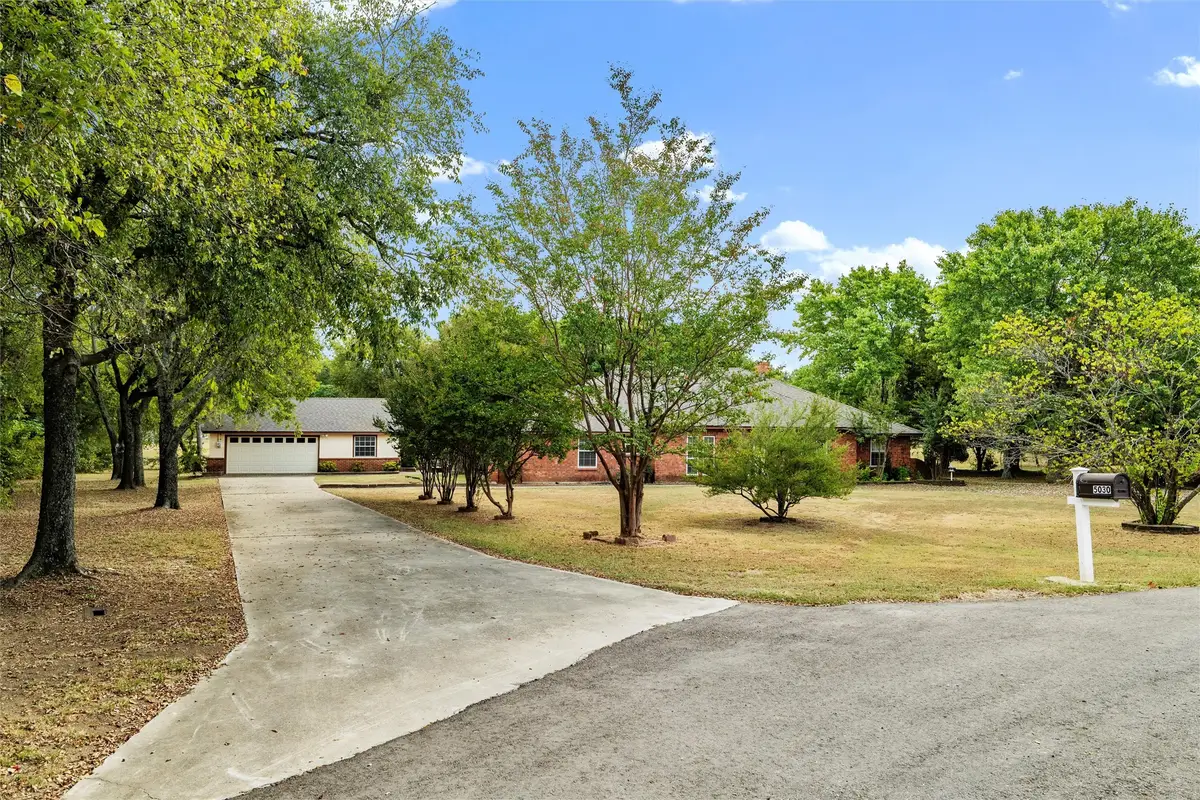 5030 Diamond Creek Drive, Midlothian, TX 76065 - #1