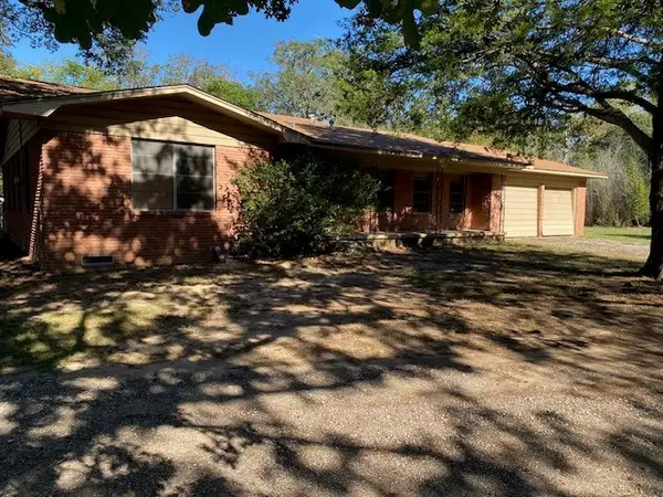 4585 Cr 4509, Athens, TX 75751