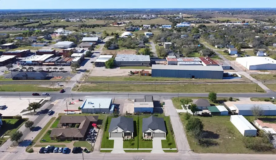 107 N Baker Street, Ellis, TX 75125 - #2