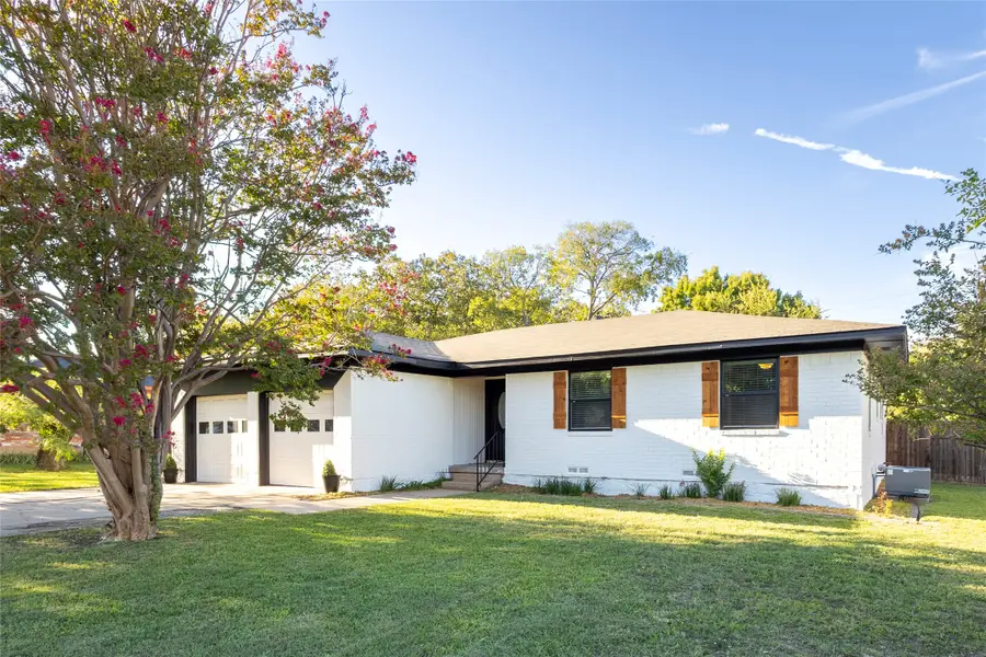254 Kincaid Street, Van Alstyne, TX 75495 - #2