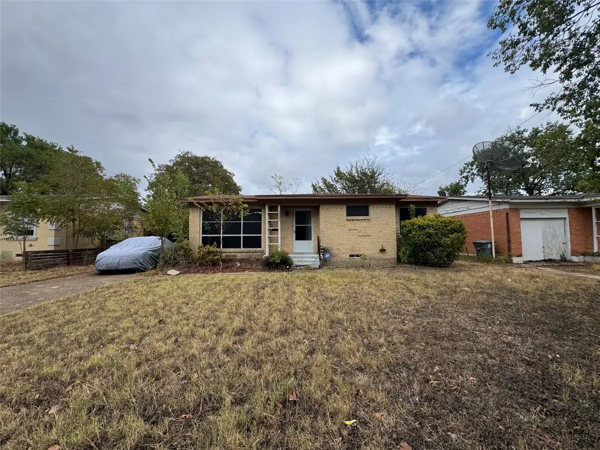 2020 Alhambra Street, Dallas, TX 75217 - #1