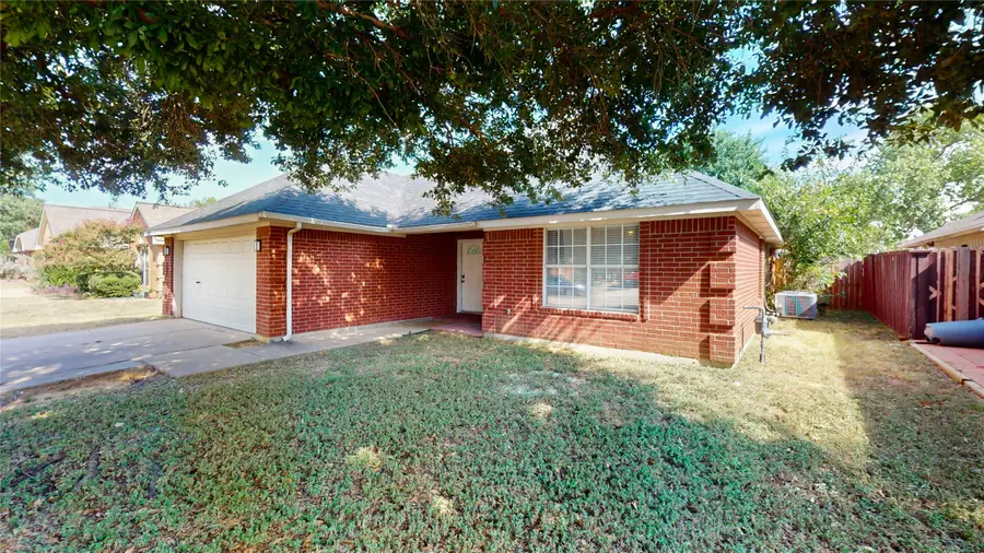 1402 Calais Court, Euless, TX 76040 - #2