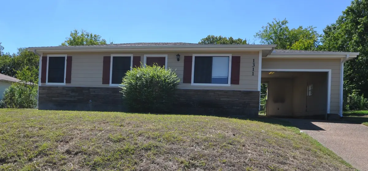 1311 W Water Street, Weatherford, TX 76086 - #1
