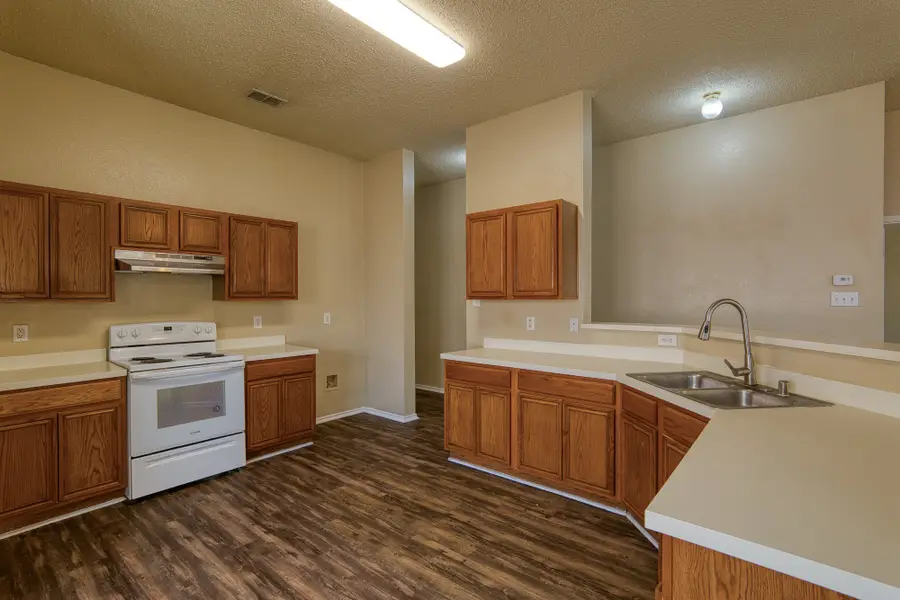 612 Pineview Lane, Fort Worth, TX 76140 - #3