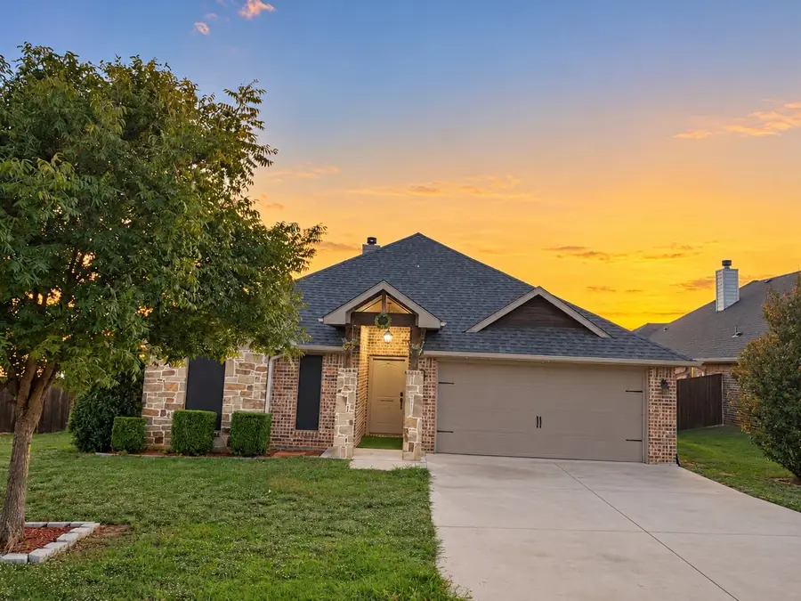 2811 S Lillis Lane, Denison, TX 75020 - #2