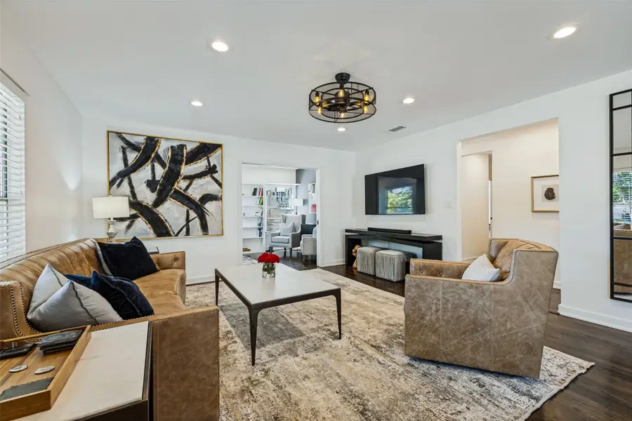 8723 Glencrest Lane, Dallas, TX 75209 - #3