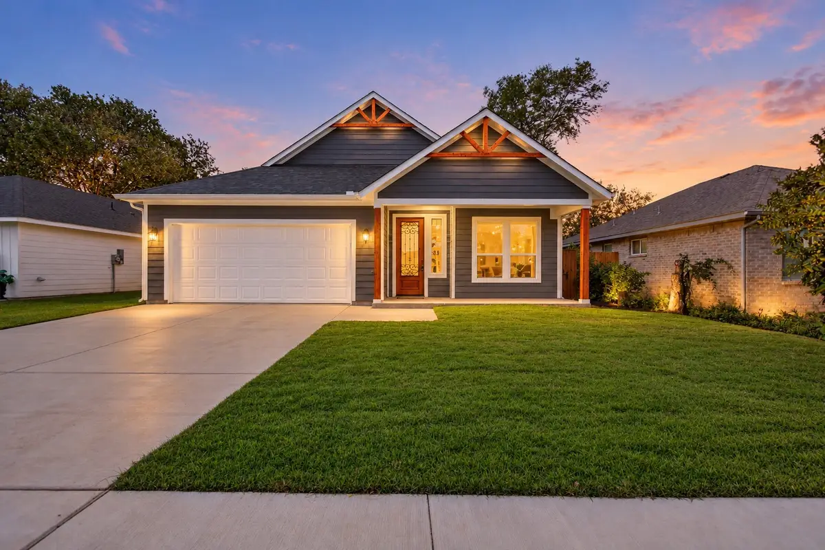 602 S Hattie Street, Terrell, TX 75160 - #1